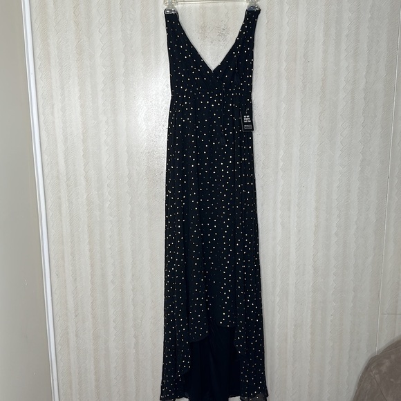 🆕 EXPRESS TASSEL TIE GOLD DOT SURPLICE MAXI DRESS sz XS - Picture 7 of 8